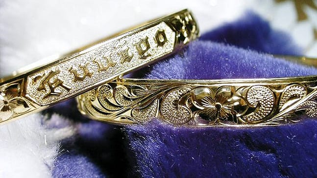 Hawaiian bracelets and Hawaiian Heirloom Jewelry